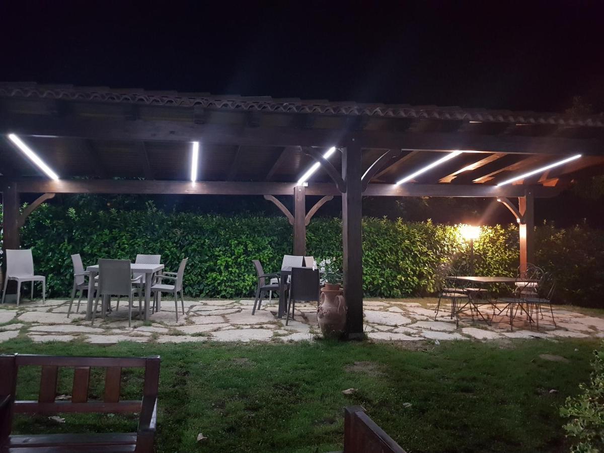 La Taverna Morcone Экстерьер фото